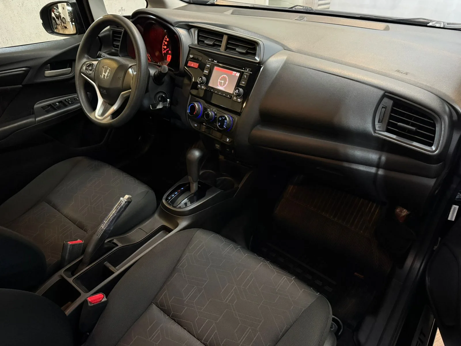 Honda-Fit-Ex-1 (11).jpeg
