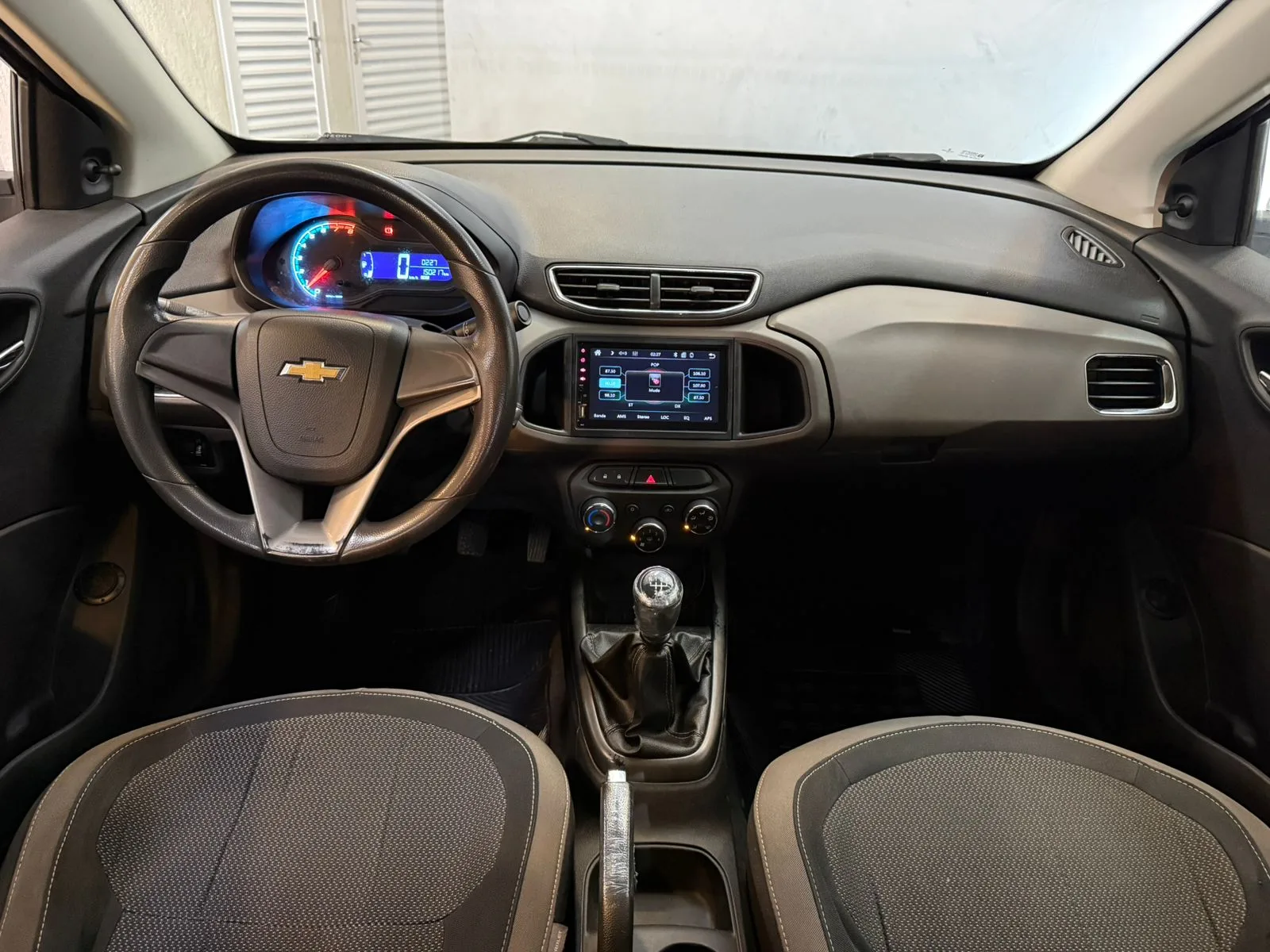 Chevrolet-Prisma-1 (4).jpeg