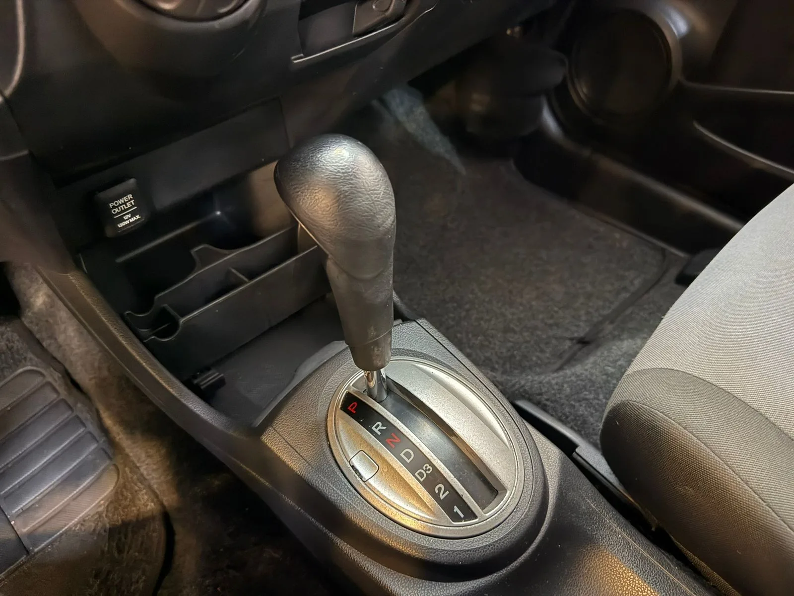 Honda-Fit-CX-2014 (10).jpeg