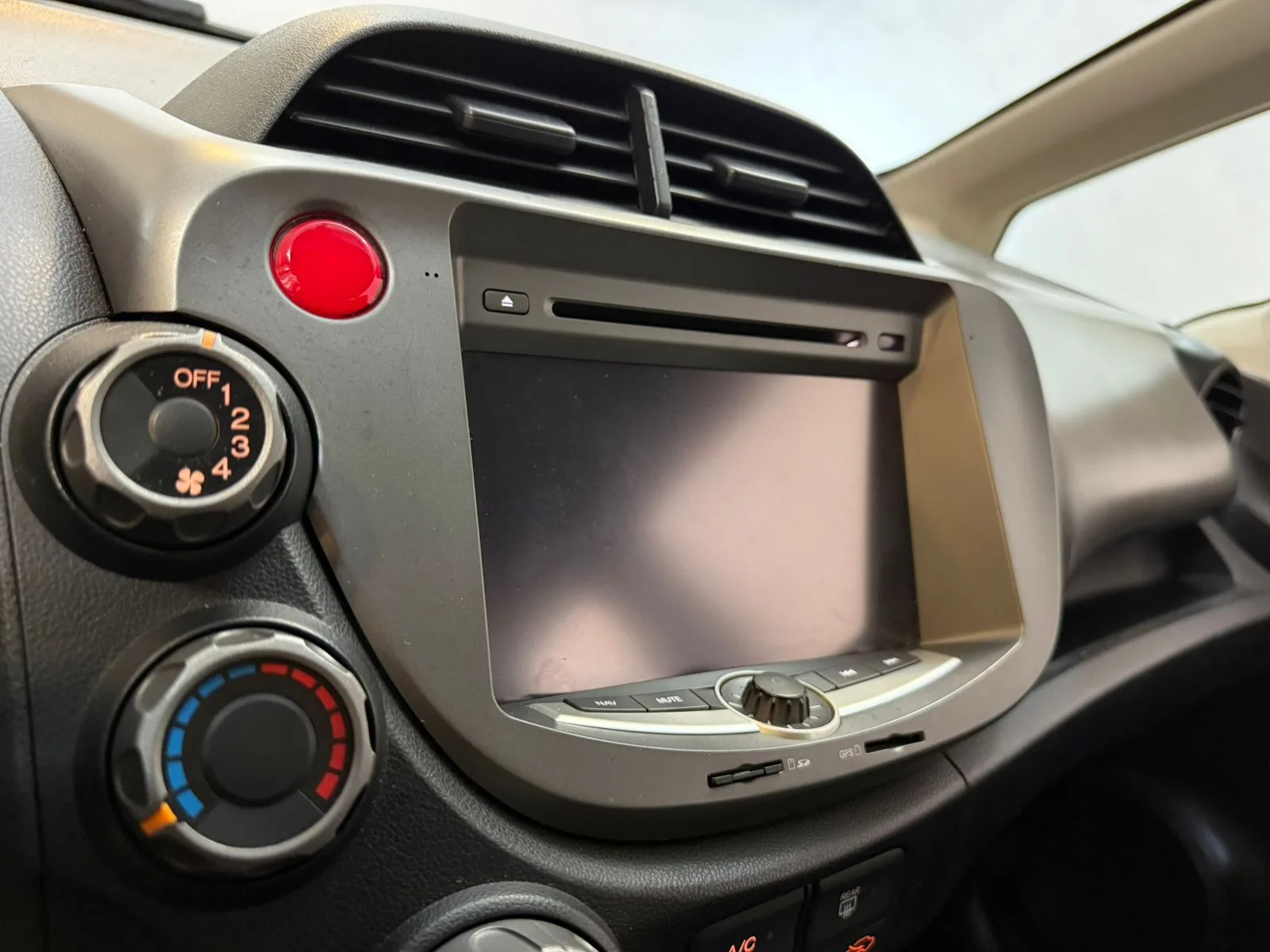 Honda-Fit-CX-2014 (11).jpeg