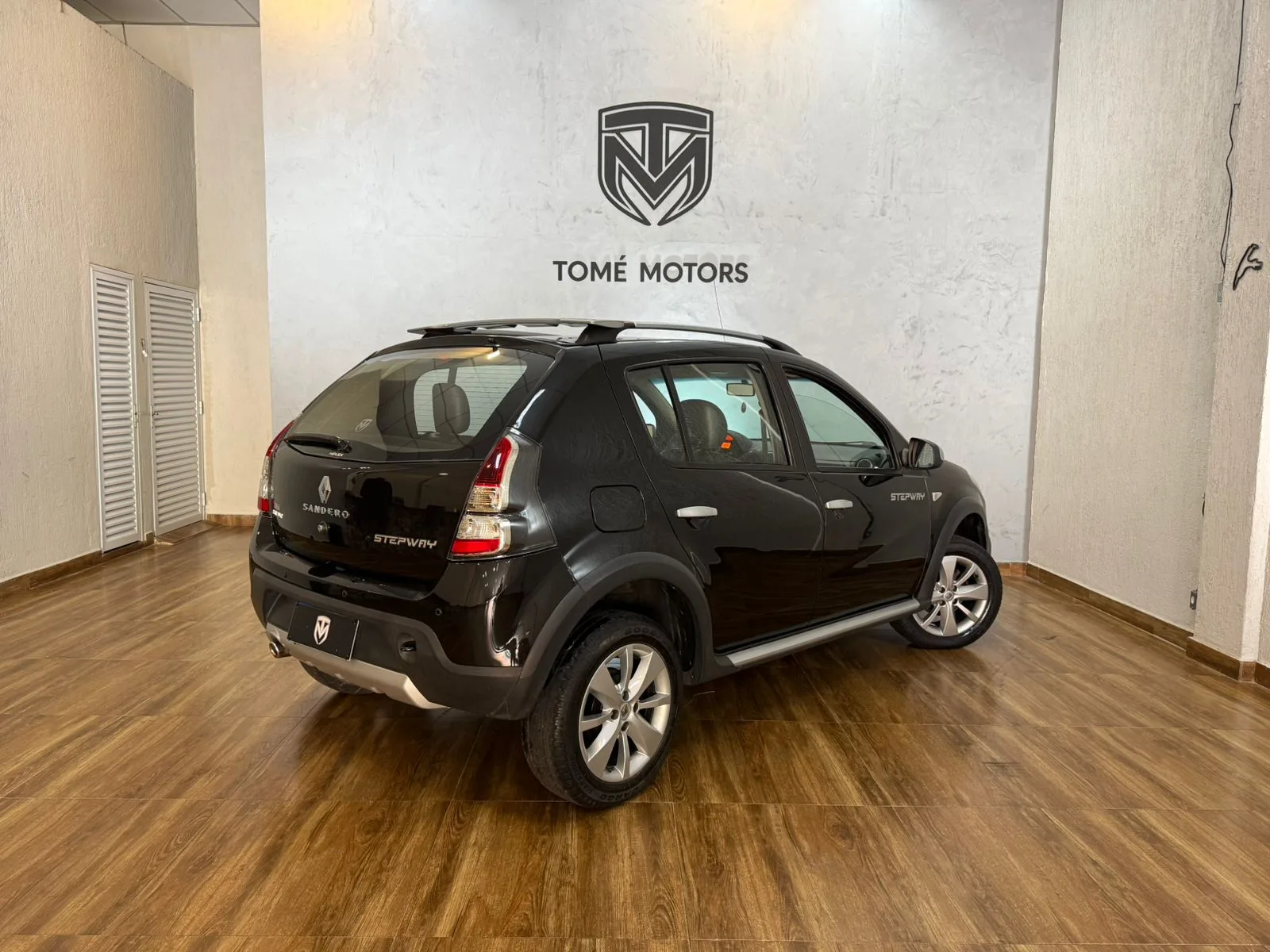 Sandero-Stepway-2012 (2).jpeg