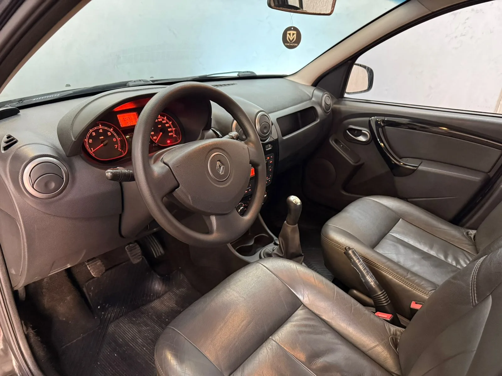 Sandero-Stepway-2012 (4).jpeg