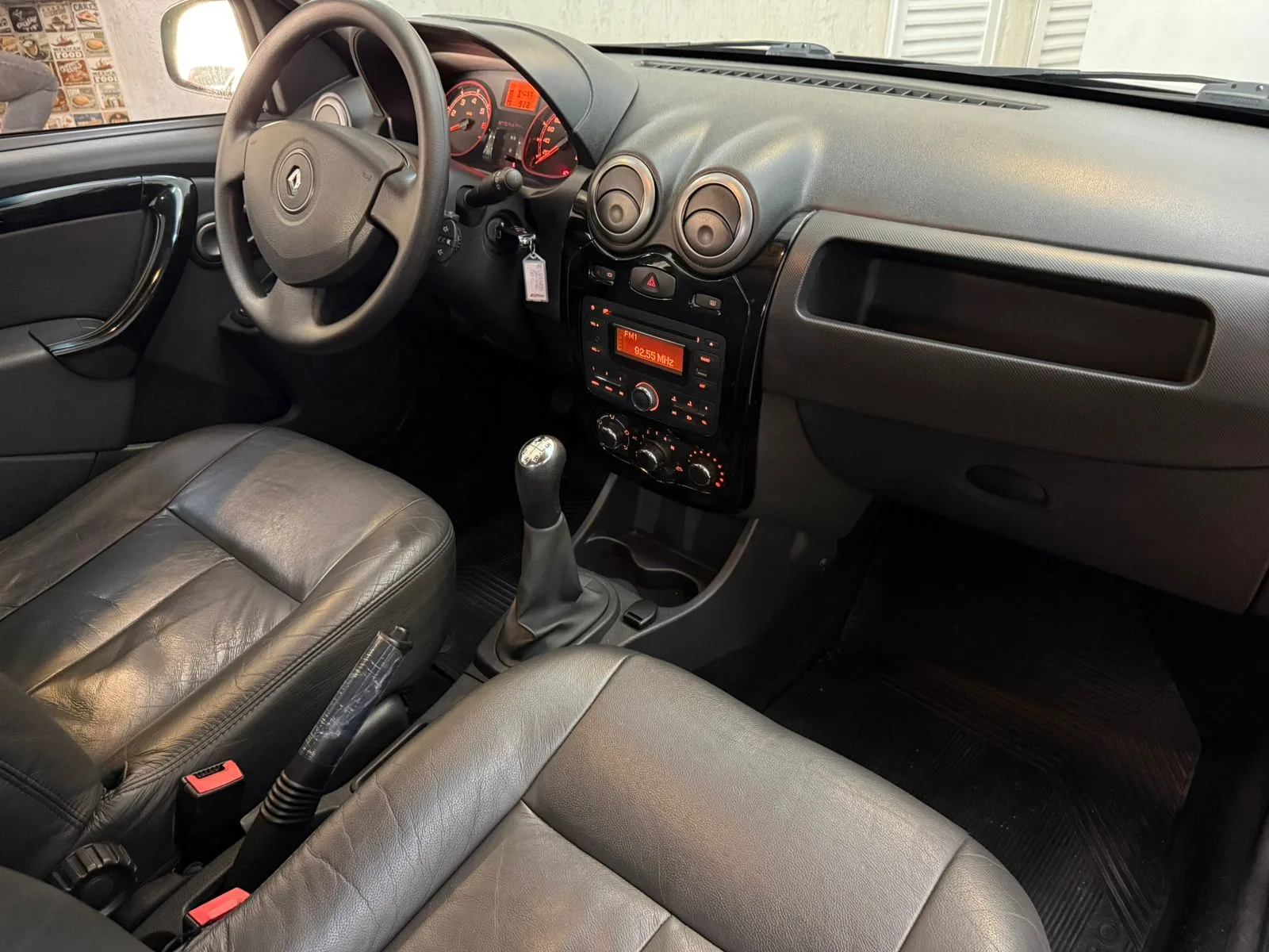 Sandero-Stepway-2012 (7).jpeg