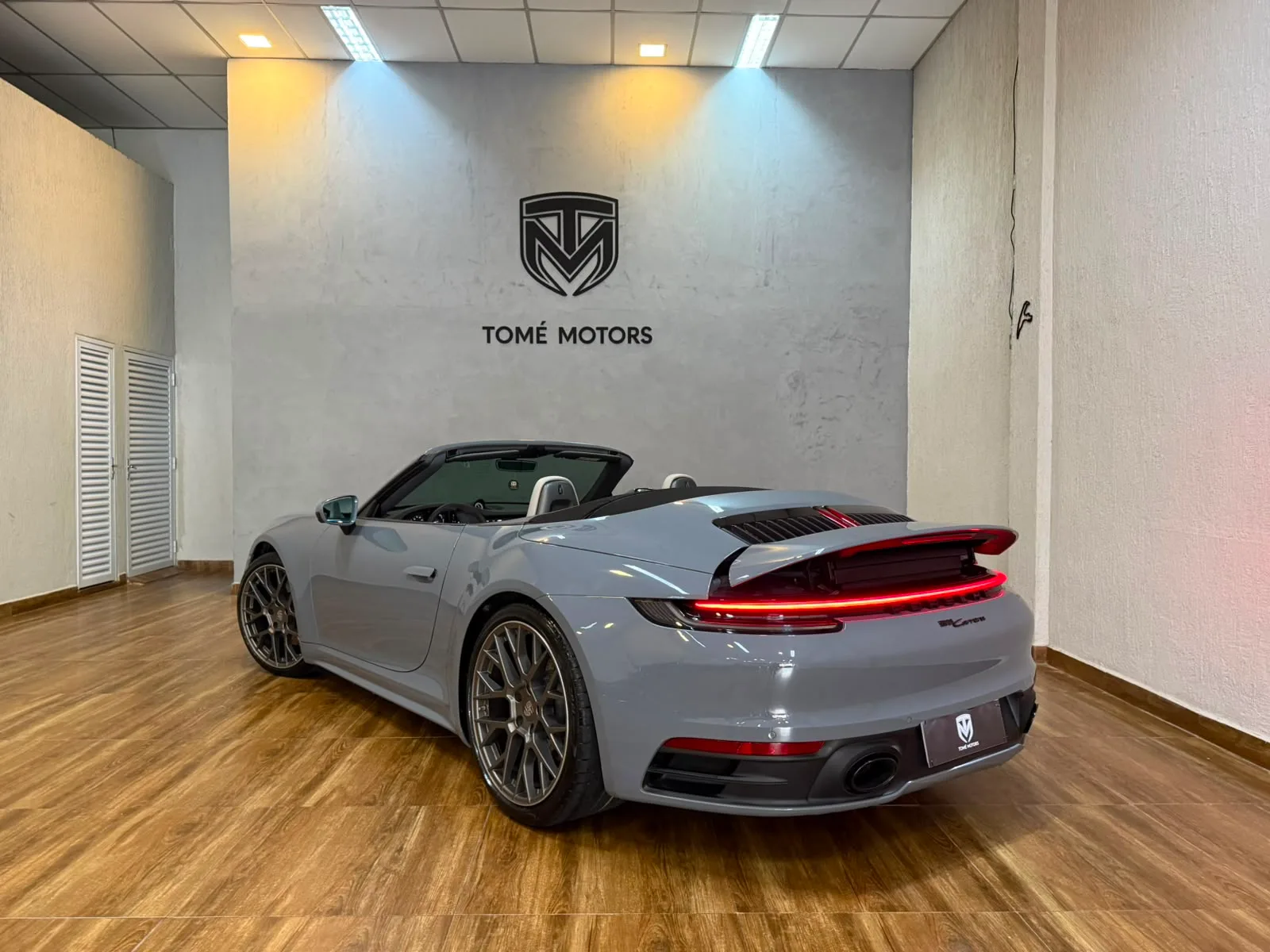 Porsche-911-CarreraS-Cabriolet-2023 (8).jpeg