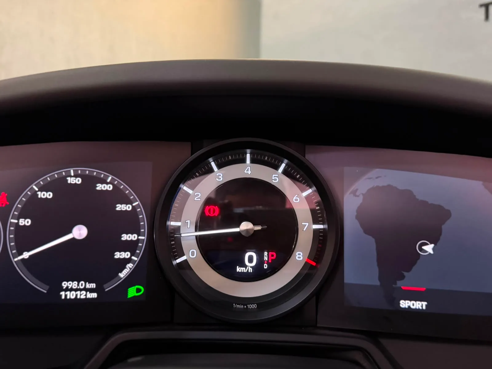 Porsche-911-CarreraS-Cabriolet-2023 (13).jpeg